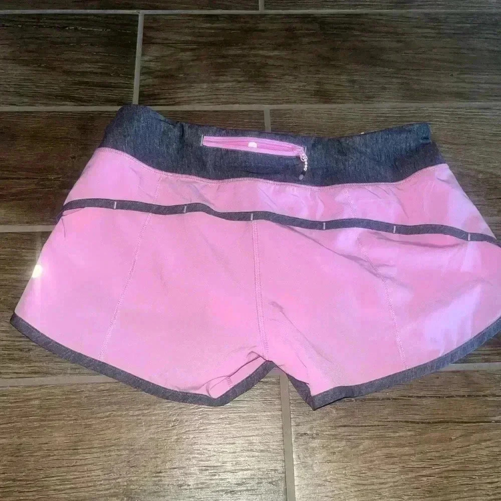 Lululemon Heather Pink Deep Goal Gray Speed Up Shorts - Picture 3 of 4